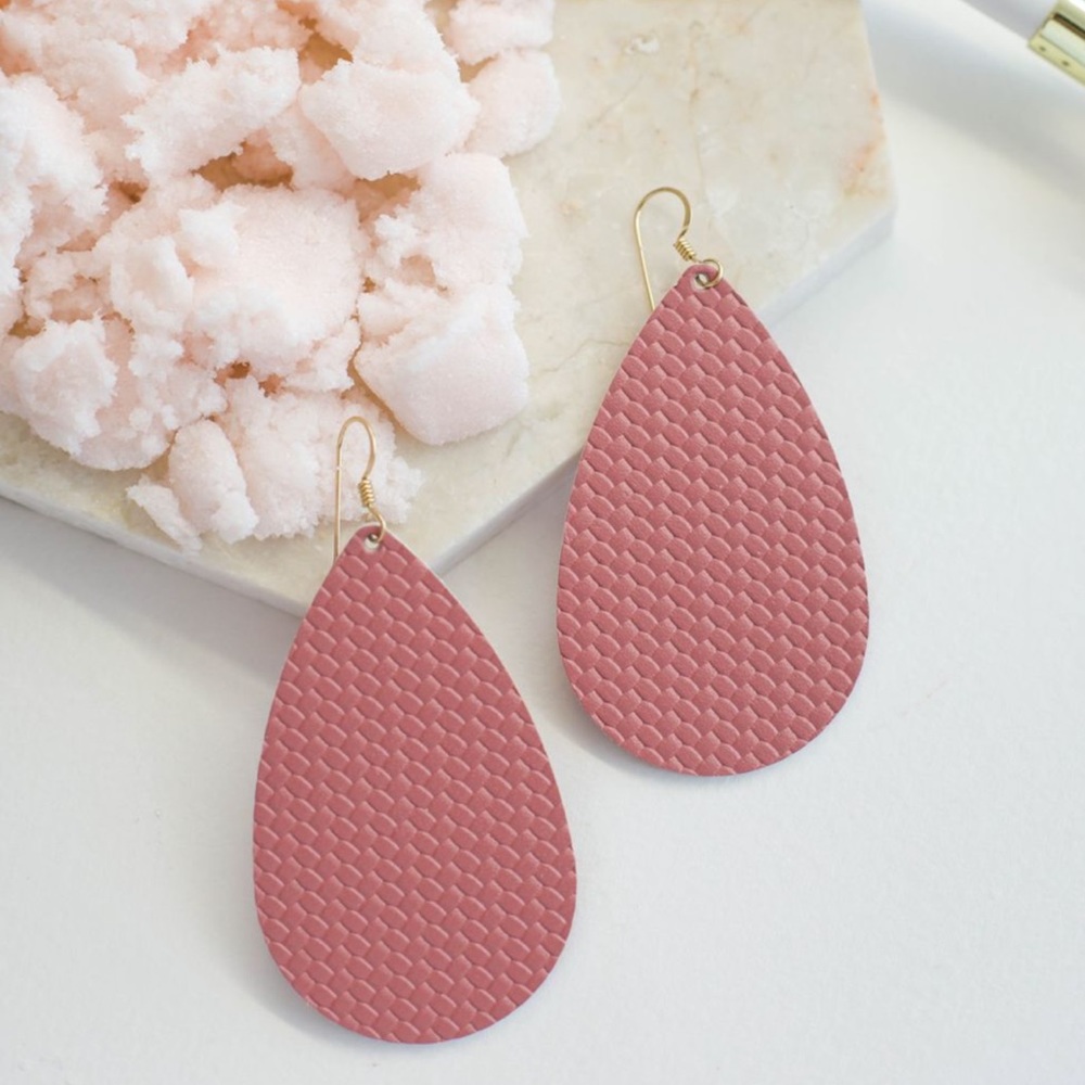 Nickle and Suede Rosewood Cardigan Large Teardrop Leather Earrings